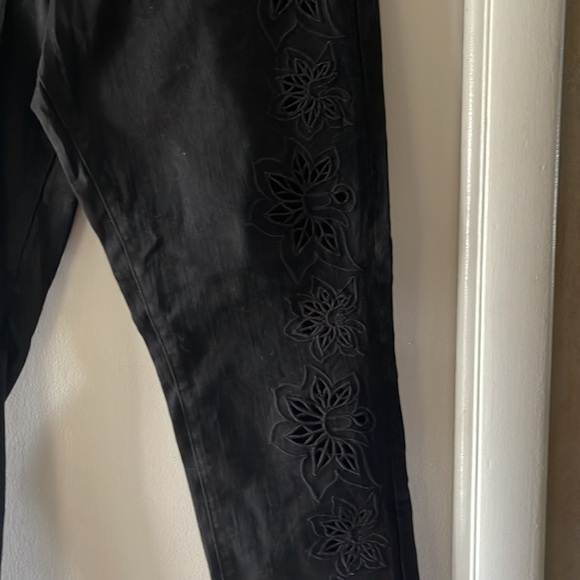 VS Siren - Picture 2 of 3